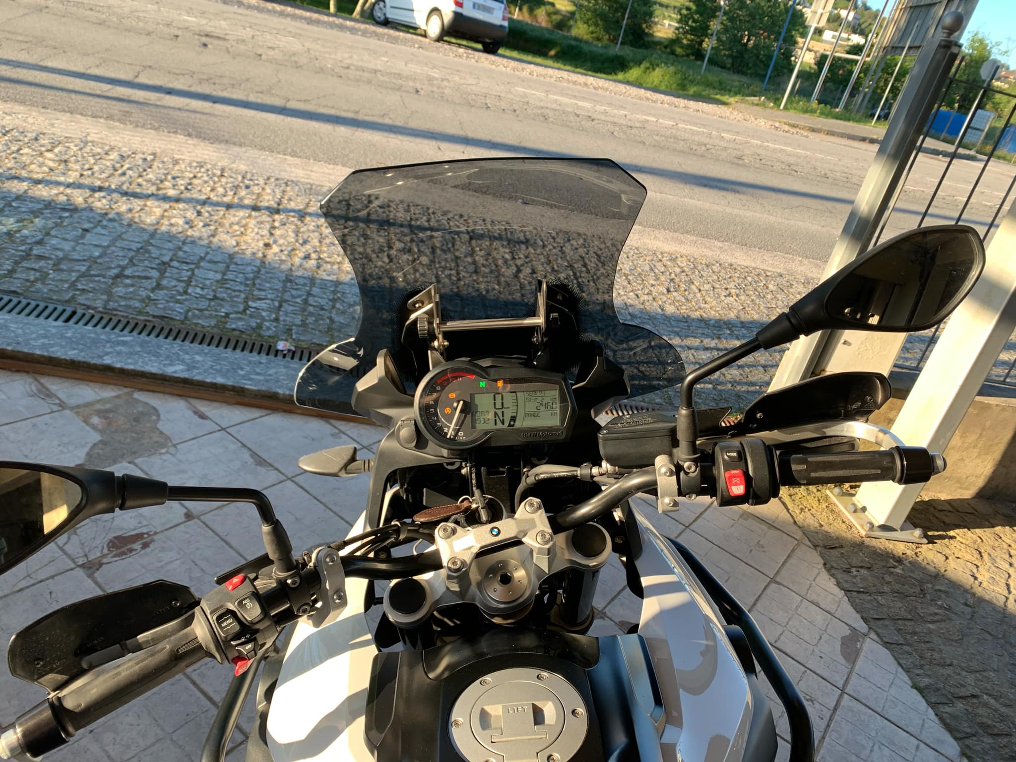 car