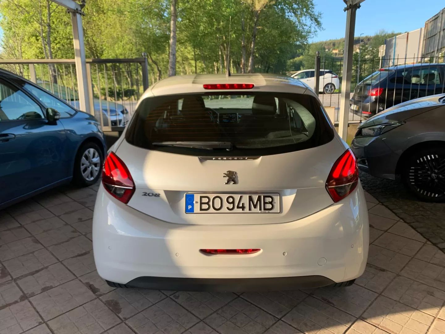 car