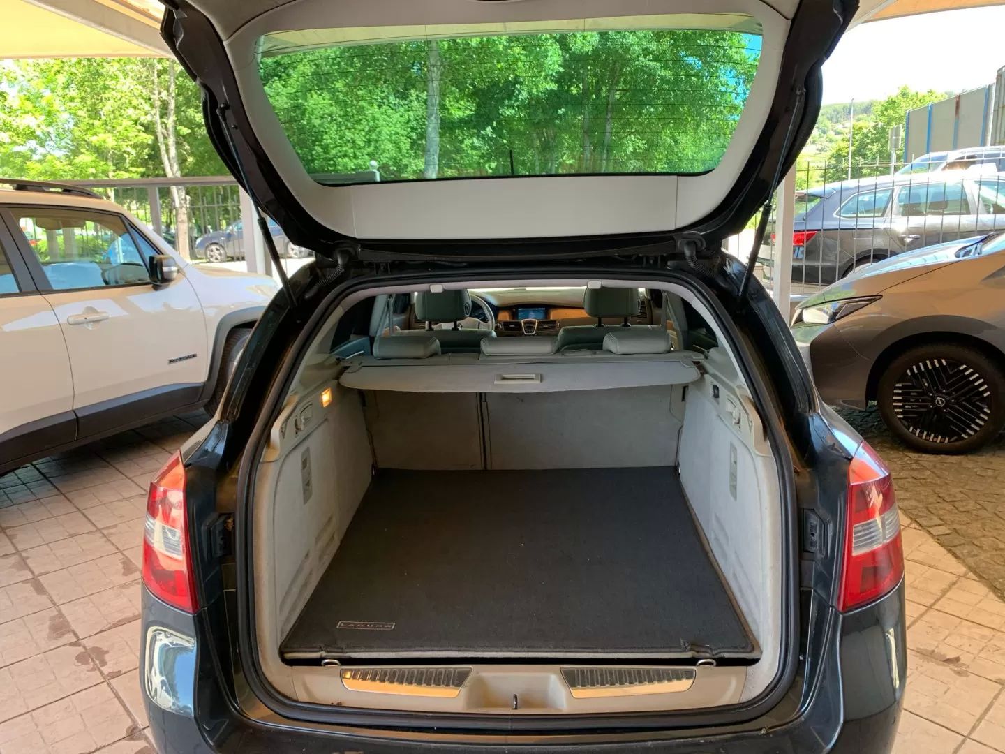 car