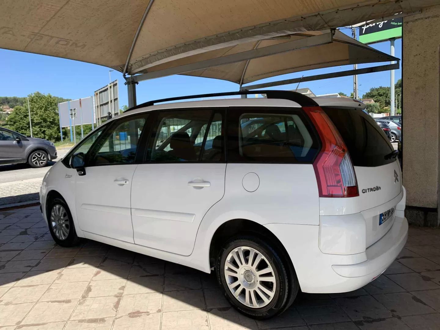 car