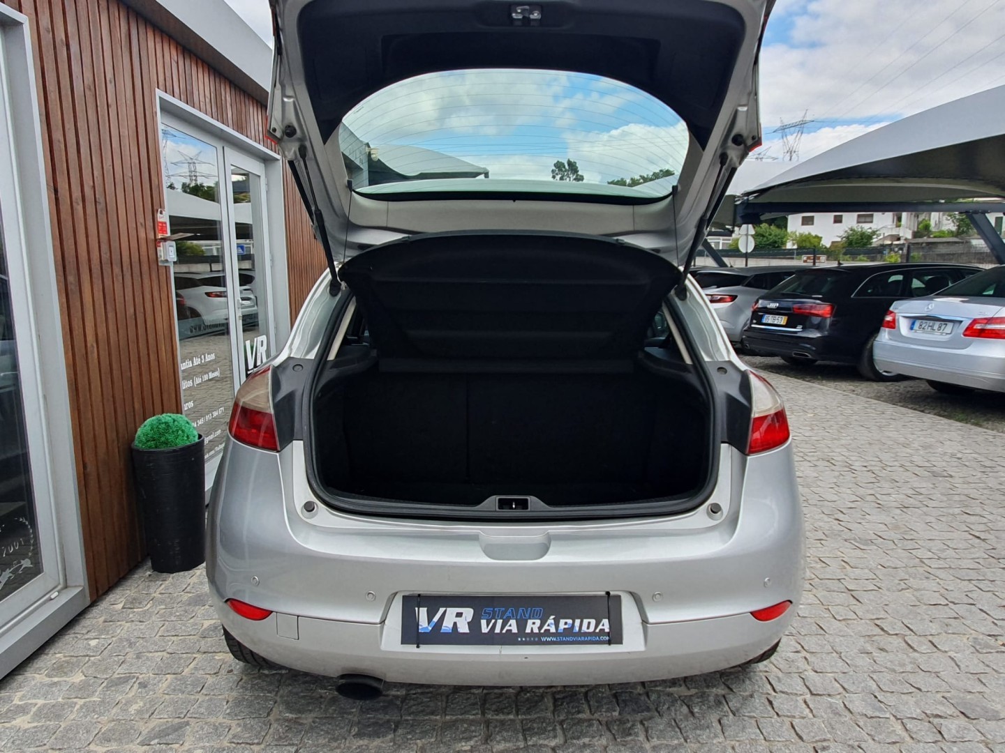 car