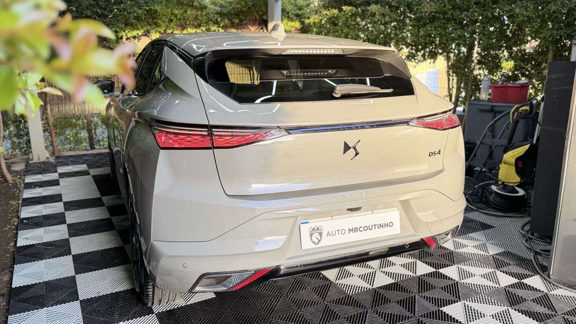 car