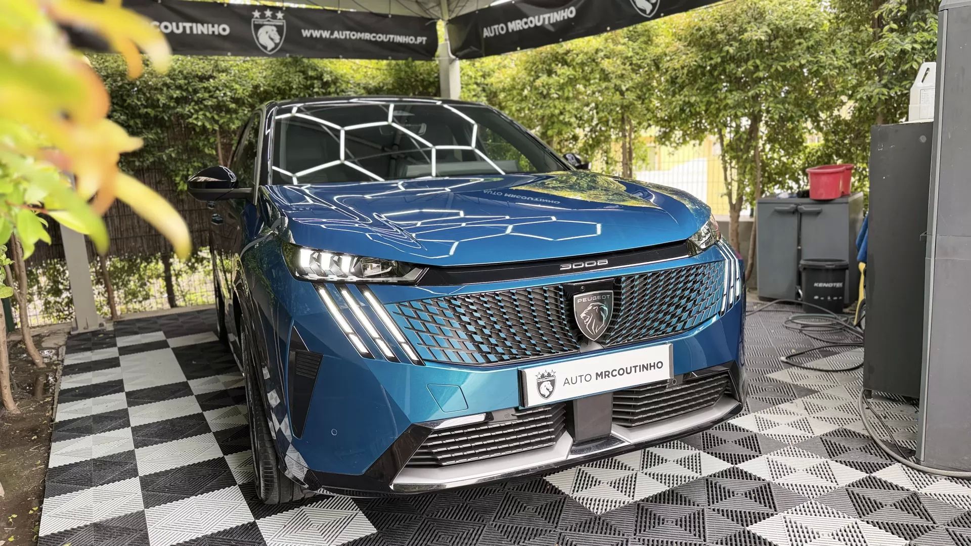 car