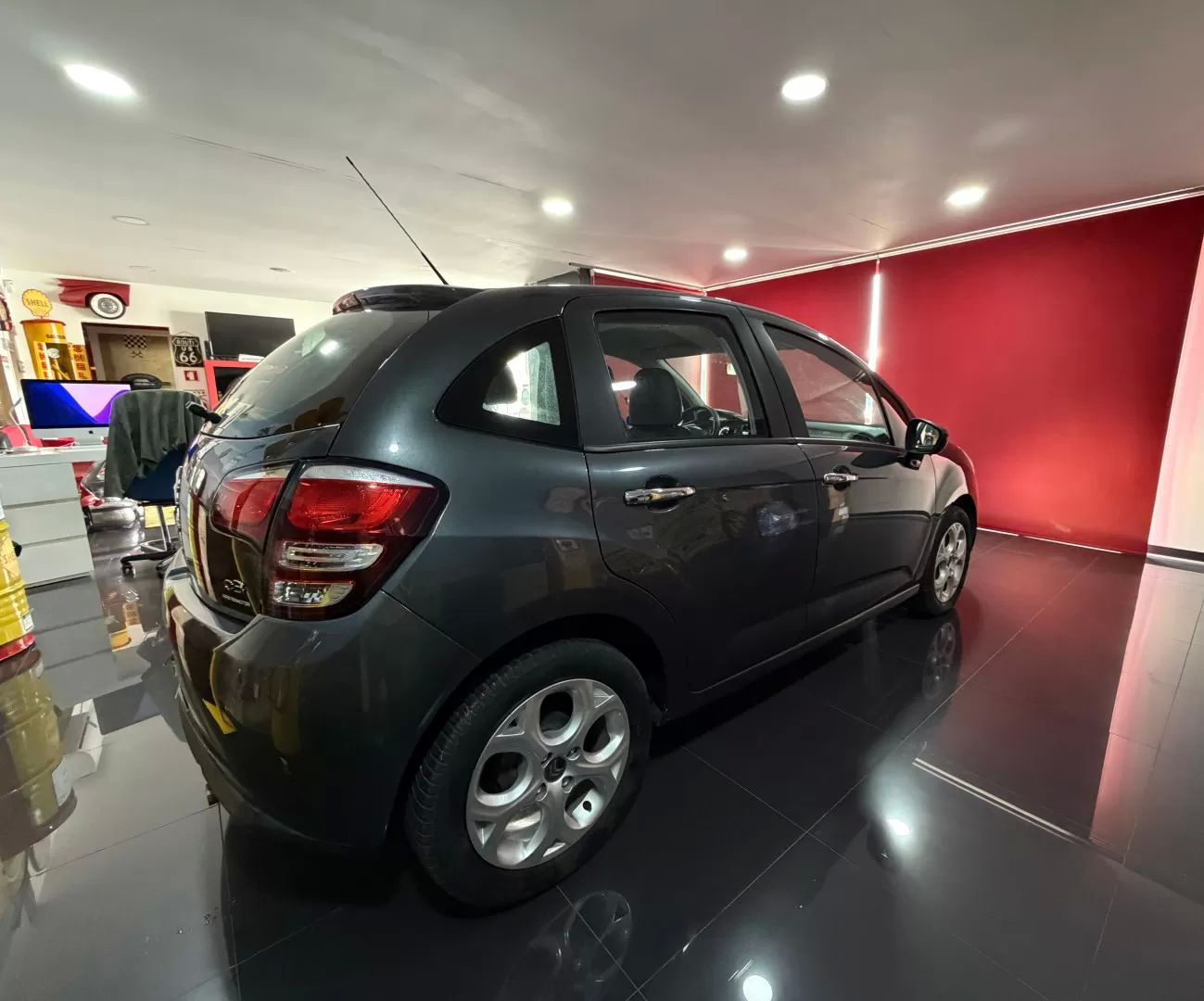 car