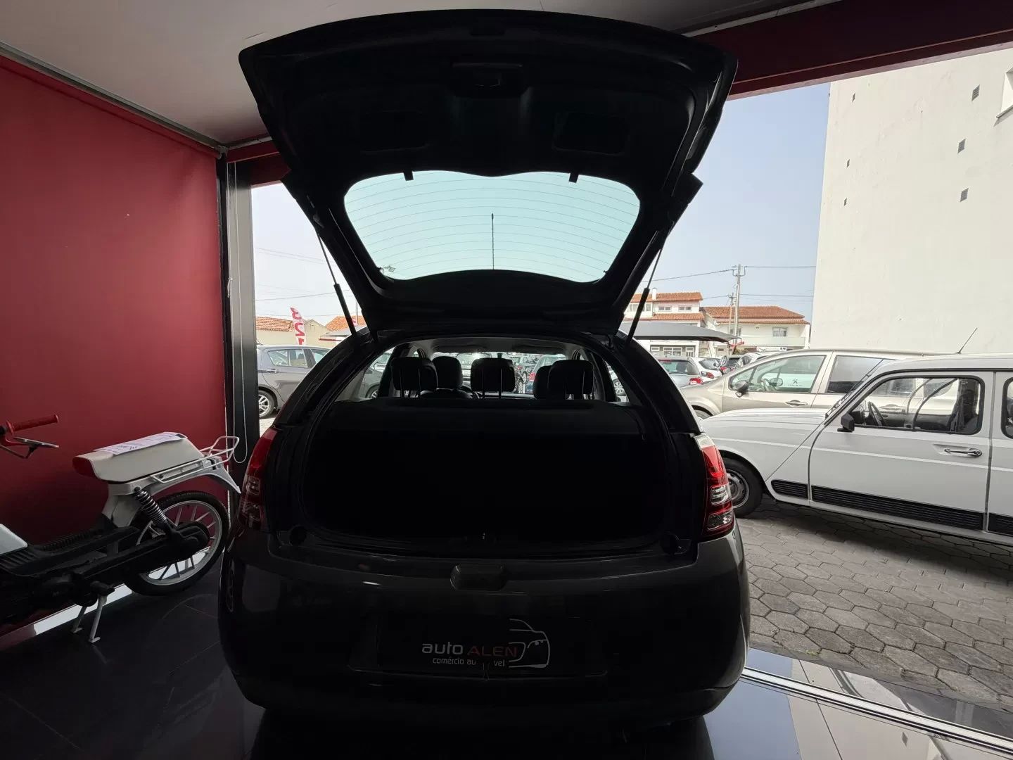 car