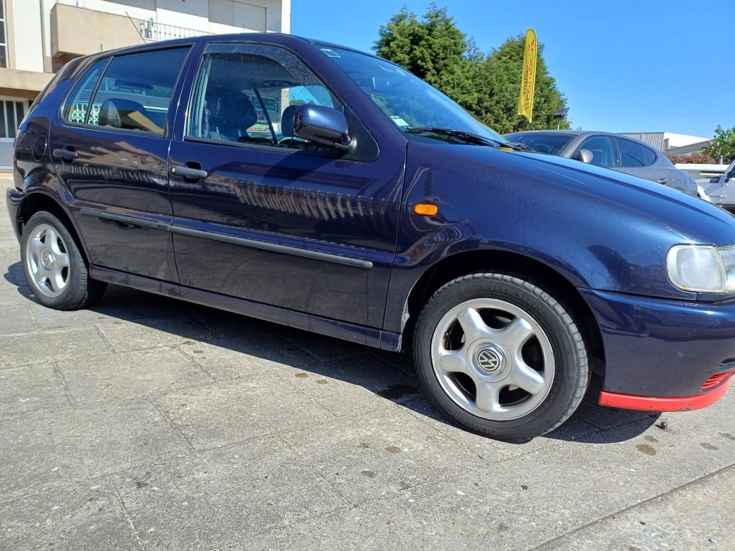 car