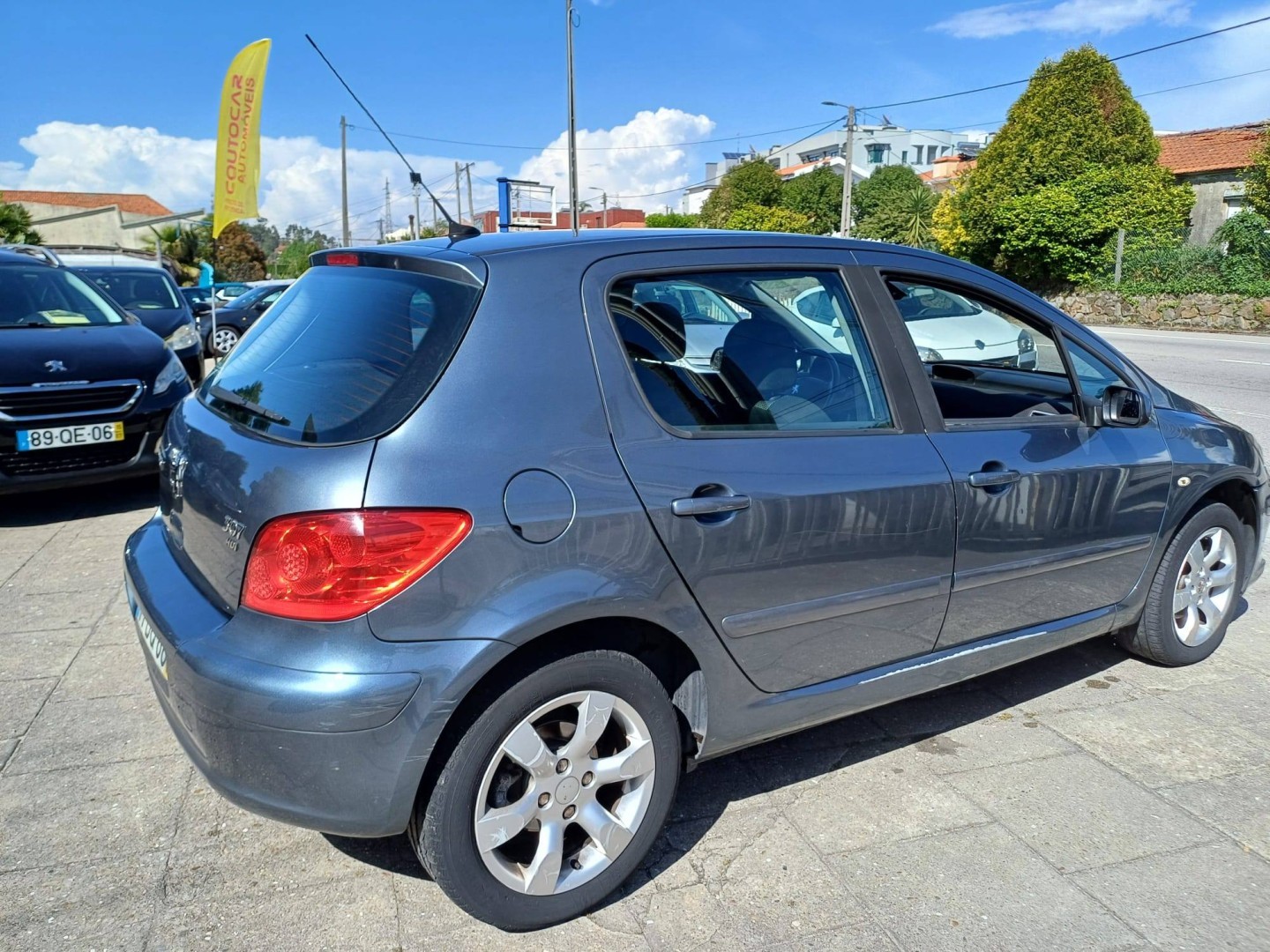 car