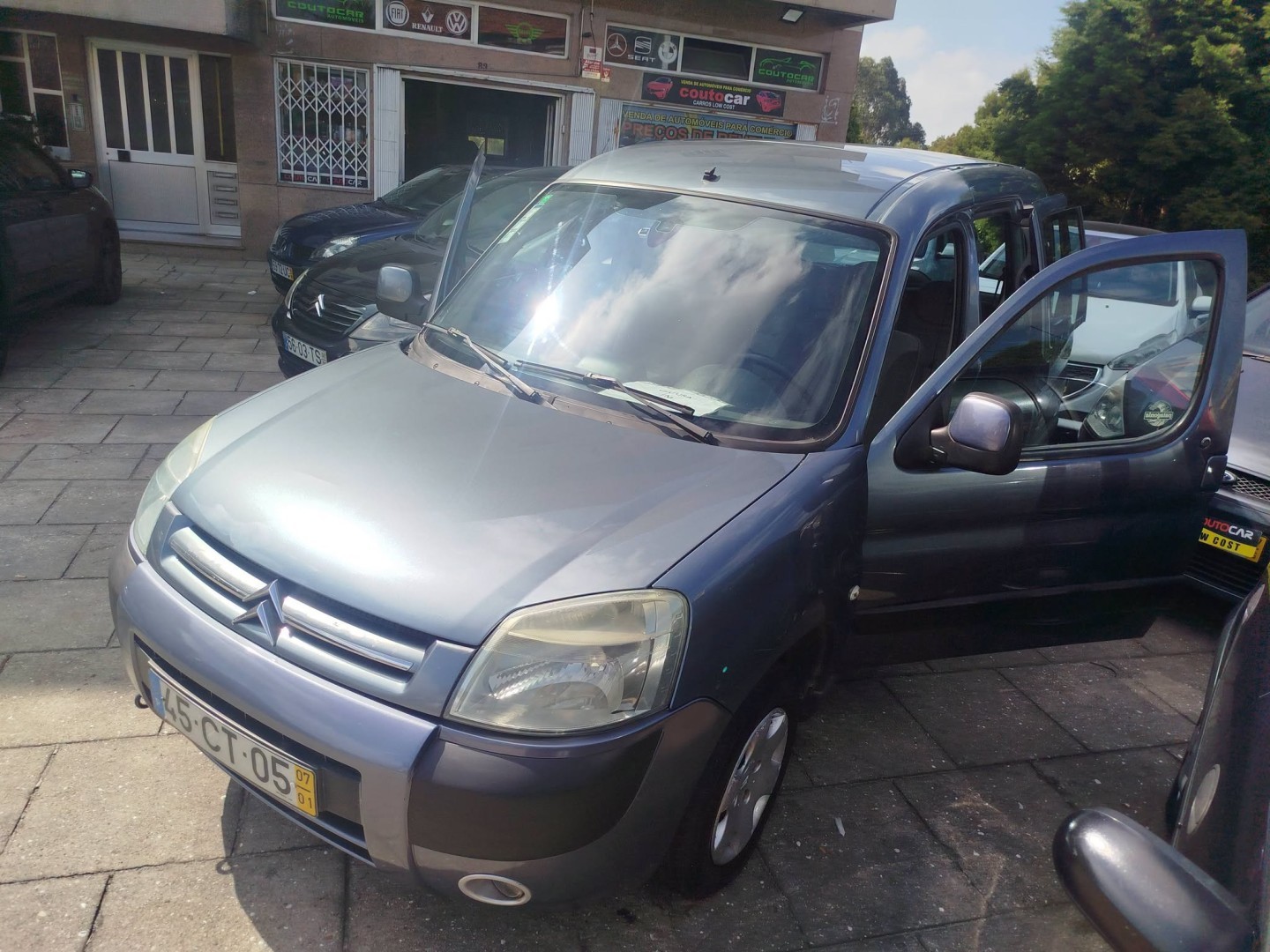 car
