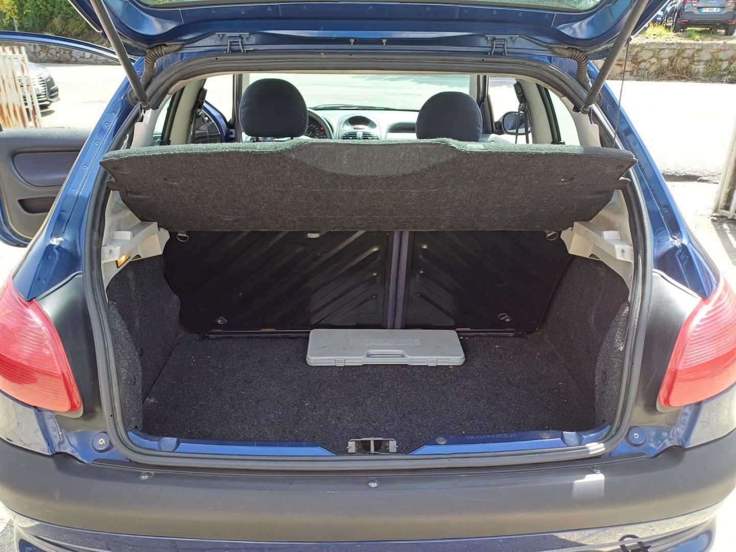 car
